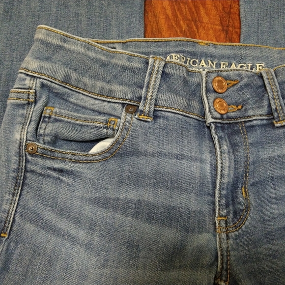 American Eagle Outfitters Super Stretch Blue Jeans Artist Crop Women's Size 4 - Picture 2 of 7